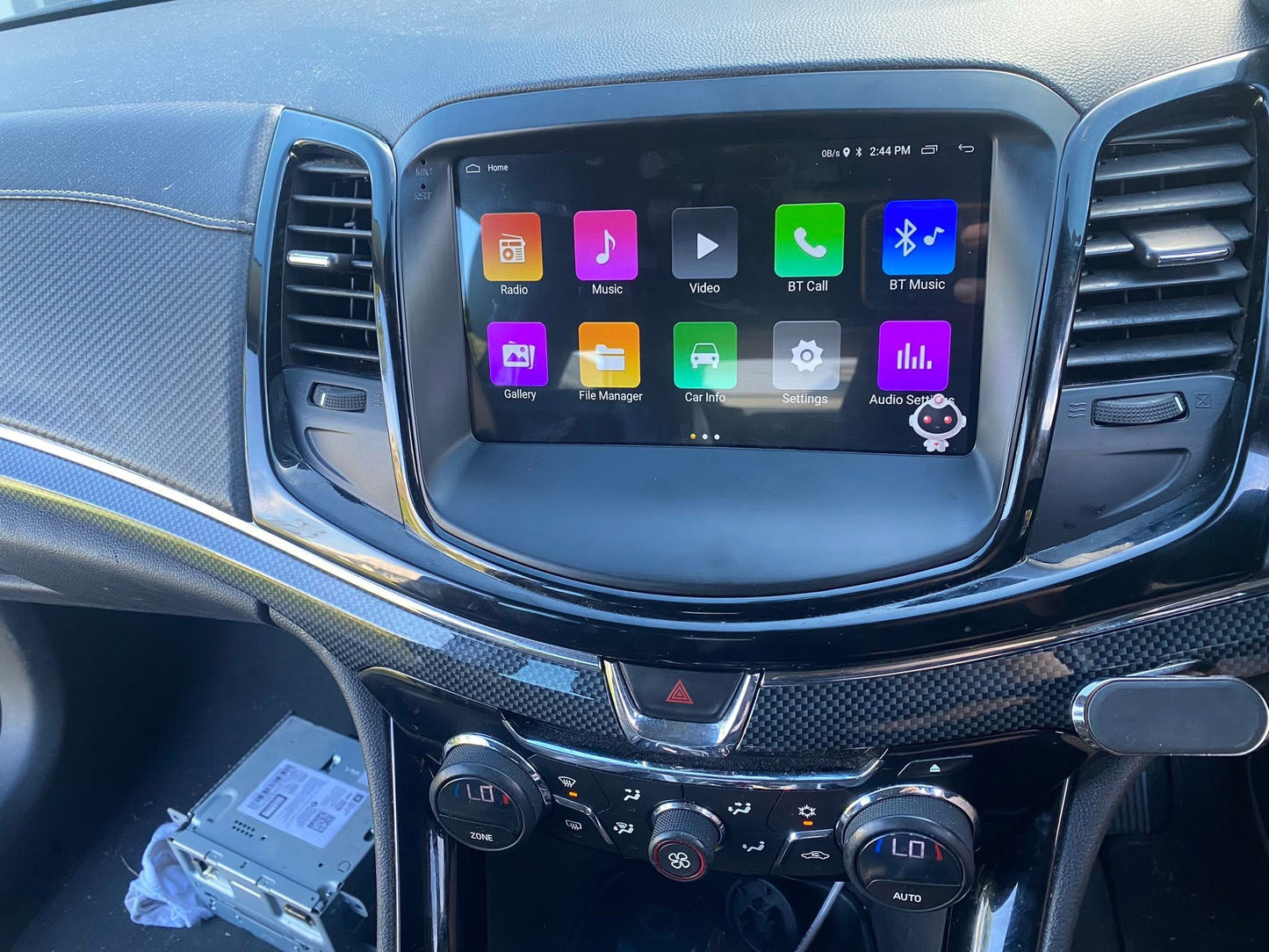 VF Holden Commodore 2013-2018 9" Carplay Kit