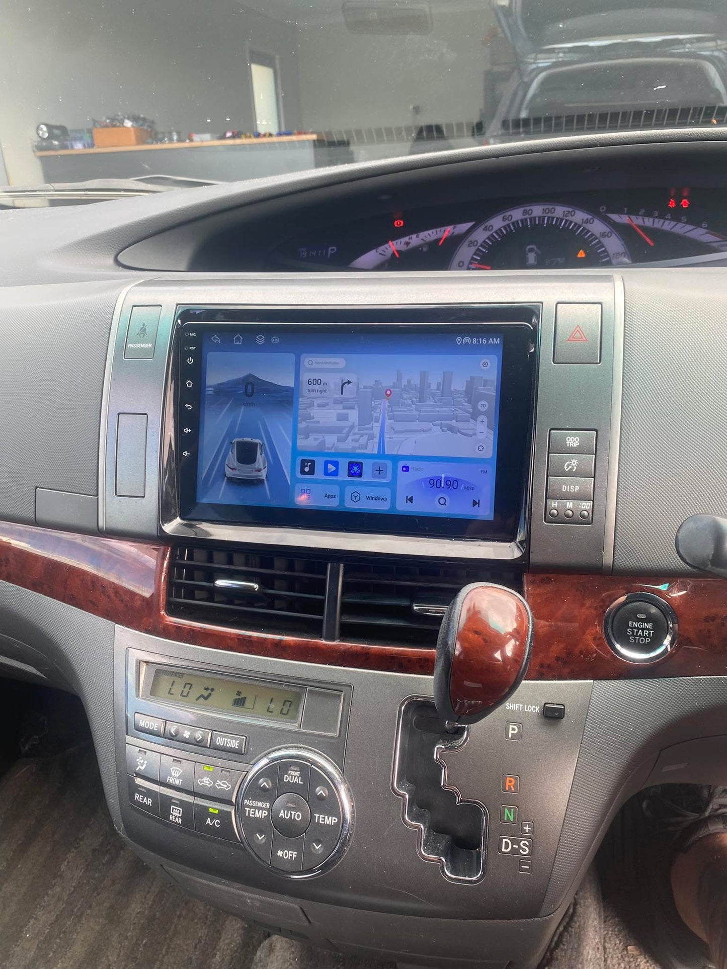 Toyota Estima 2004-2014 9" Carplay Kit