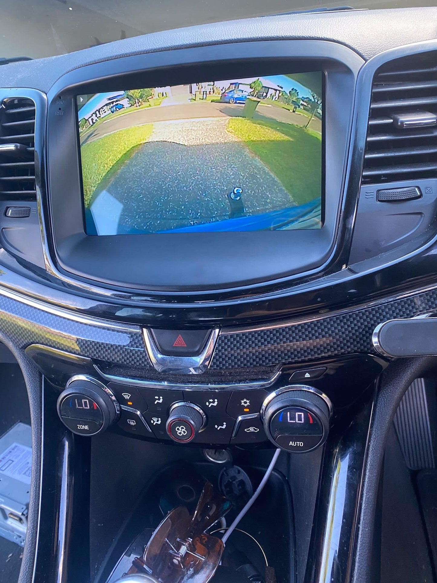 VF Holden Commodore 2013-2018 9" Carplay Kit