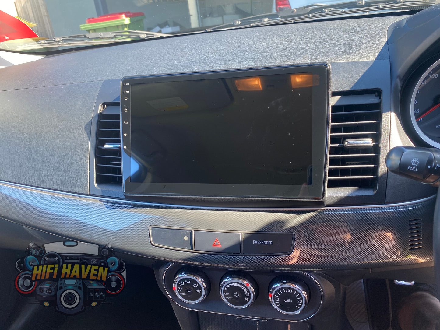 Mitsubishi Lancer 2007-2022 9"  Carplay Kit
