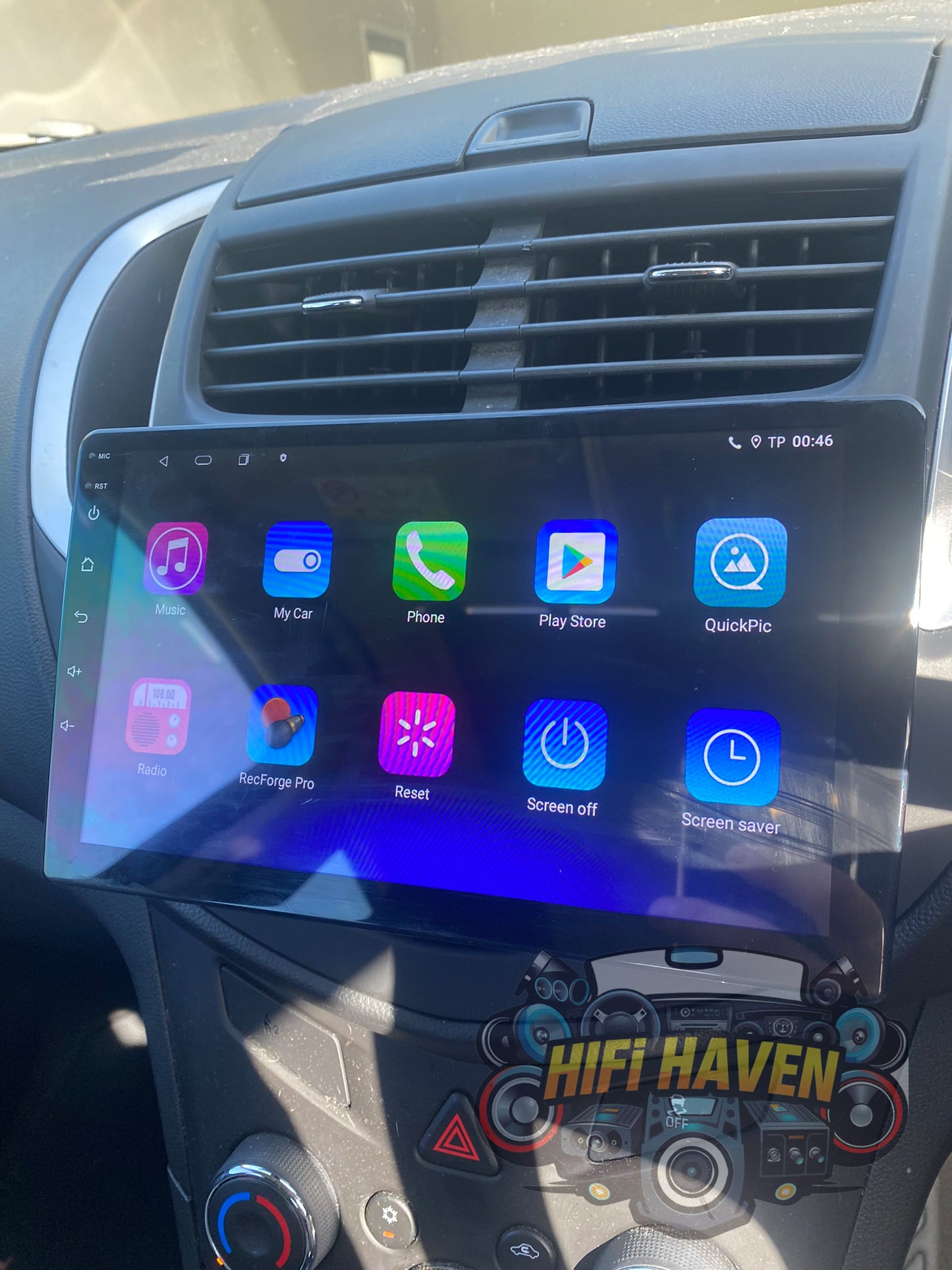 9"  CarPlay and Android Auto Head unit Only